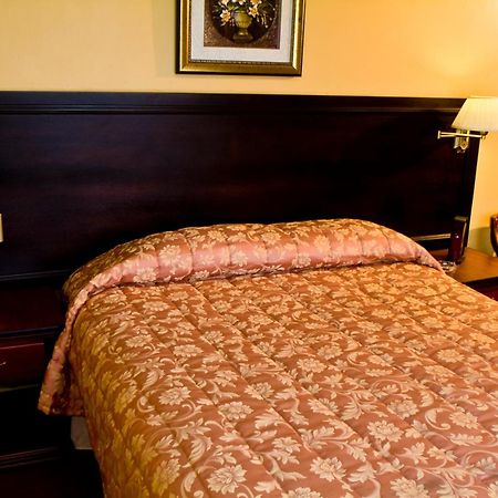 Hotel Podocarpus Лоха Экстерьер фото