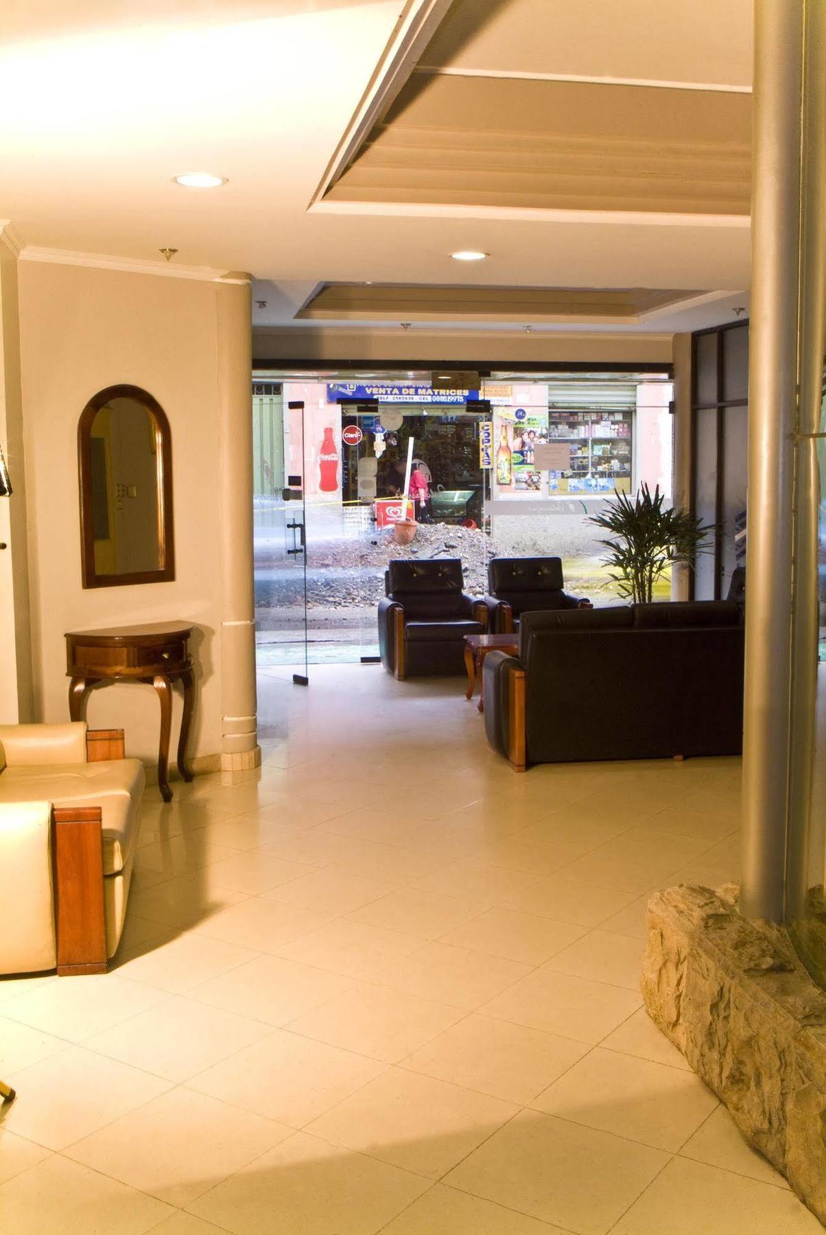 Hotel Podocarpus Лоха Экстерьер фото