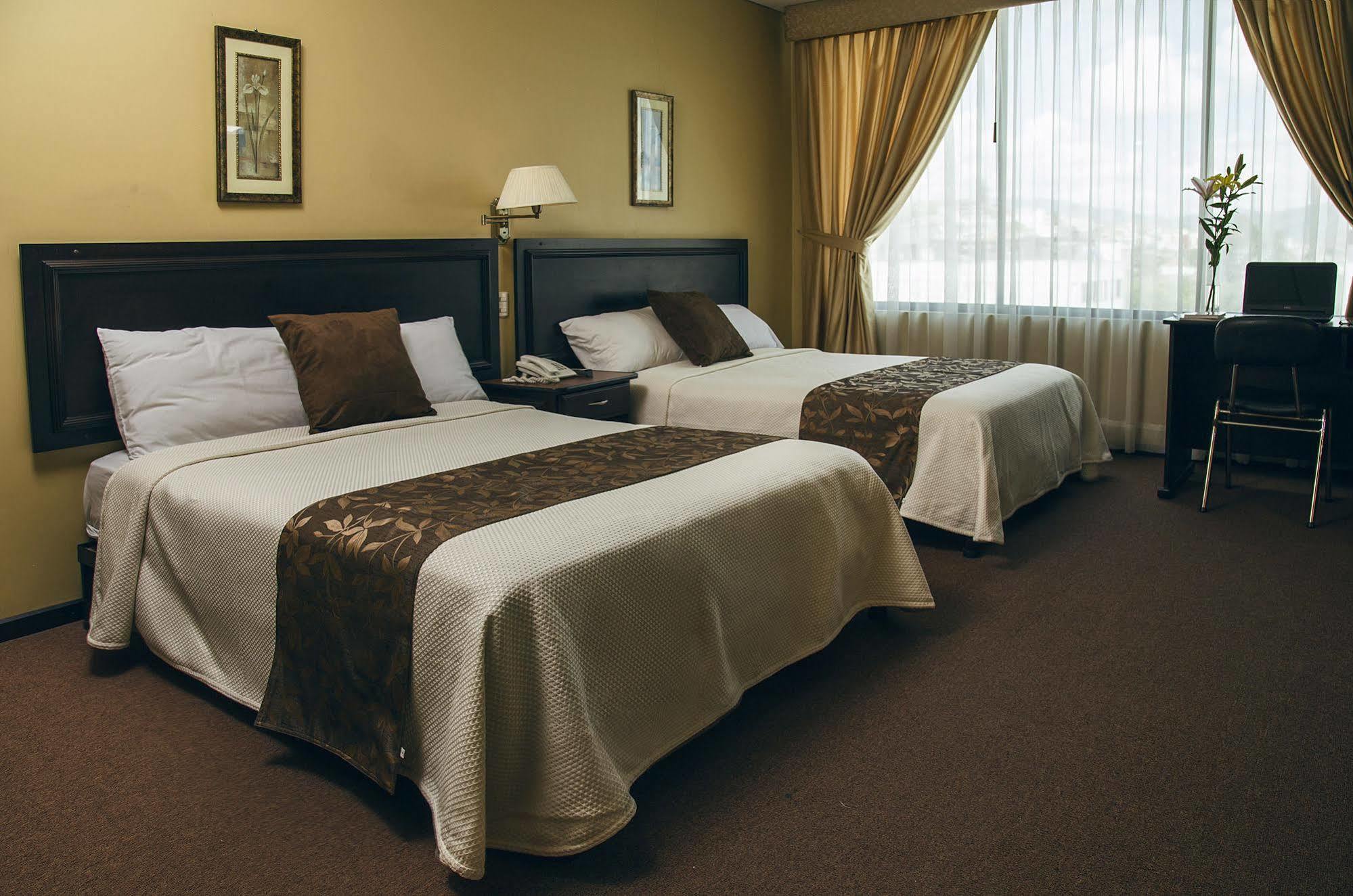 Hotel Podocarpus Лоха Экстерьер фото